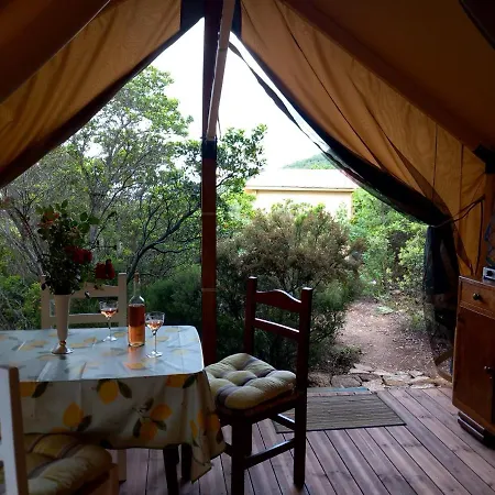 Glamping Tent Nel Supramonte אוהל מפואר *
